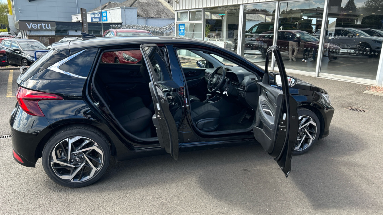 Hyundai i20 1.0T GDi 48V MHD Premium 5dr DCT Petrol Hatchback